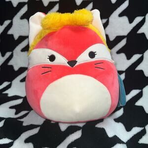 Squishmallows 8" Fifi the Fox